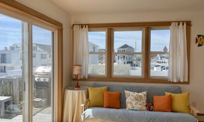 Strathmere Casa | Private Home Steps from the Beach with large backyard!
