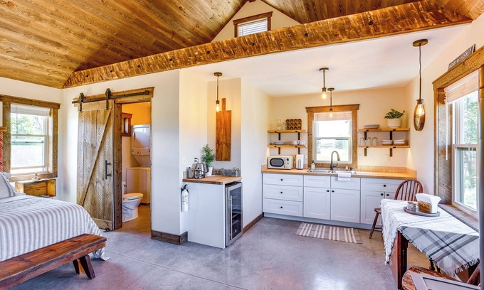 Del Norte Apartamento | Private Home w/ Hot Tub & Rio Grande River Access!