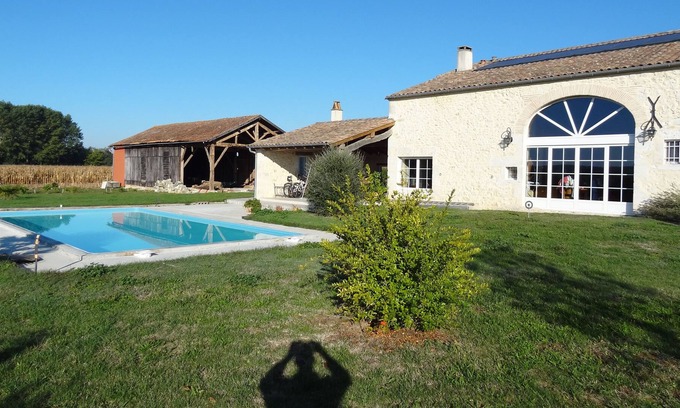 Moustier Casa | Casa de familia privada