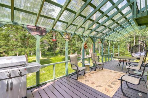 Lincoln Casa | Private Hot Tub Enchanted Hideaway in Lincoln!