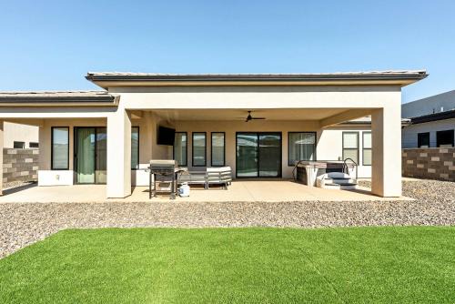 Hurricane Casa | Private HotTub By Copper Rock Golf Course