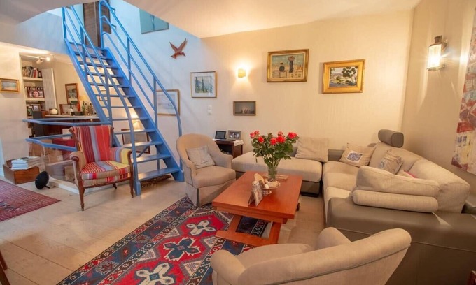 Quartier de Javel Casa | Private House and Garden in Paris