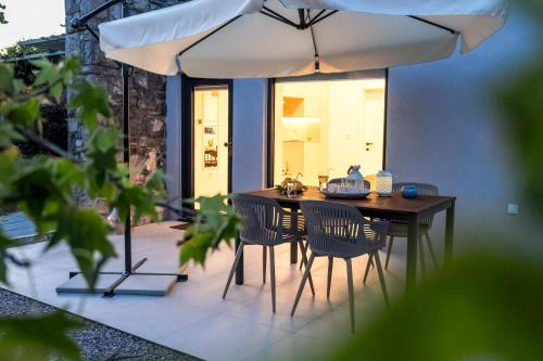 Lokev Casa | Private House - Serenity home