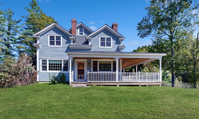 Waitsfield Casa | Private house w/seasonal mountain & meadow views, pond, balcony, porch, jacuzzi