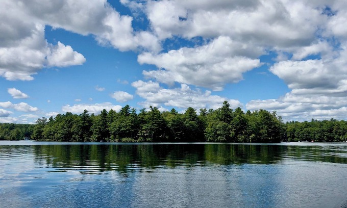 West Poland Cabina | Private Island Oasis En Thompson Lago perfecto para escapadas o vacaciones familiares!