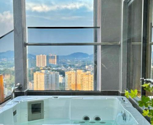 Taman Melaka Raya Apartamento | Private JACUZZi with Outdoor Cinema 7pax-Jonker