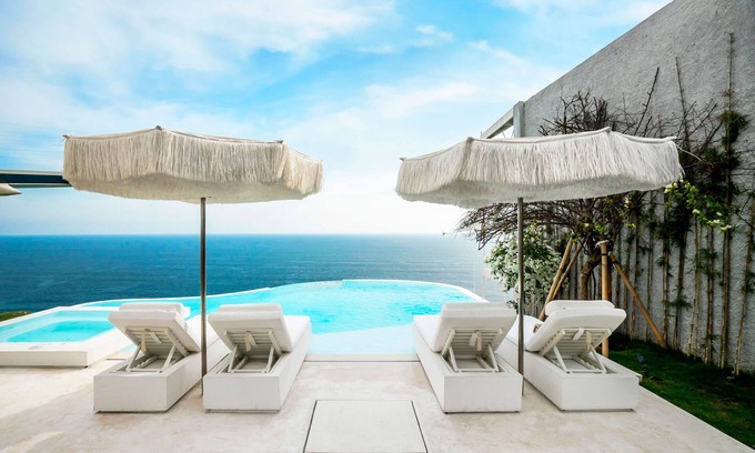 Uluwatu Villa | Private Jet Villa