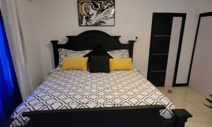 Constant Spring Apartamento | Private Kingston Paradise