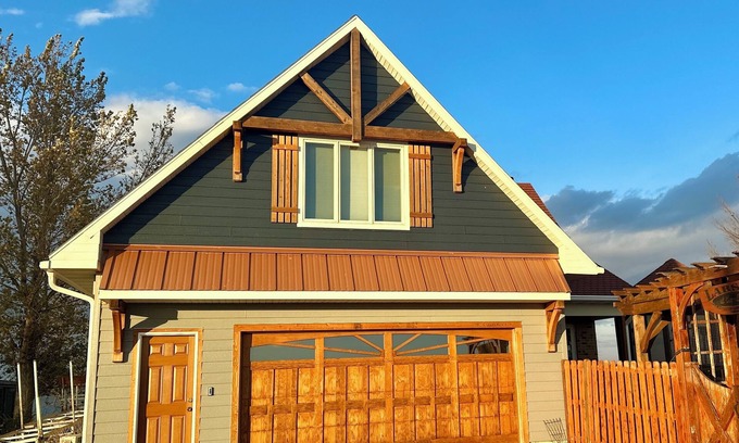 Arlington Casa | Private Lake Front & Pool. Entire 4 BR Home: Kayaks
