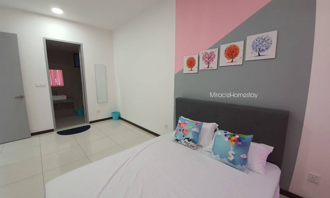 Kampung Bagan Dalam Condominio | ❤️ Private Master Bedroom | 2 Pax | Luminari ❤️