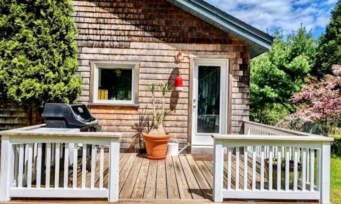 Tremont Casa | Private, modern, minutes from Acadia.