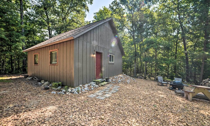 Murray Apartamento | Private Murray Abode w/ Fire Pit: Hunt & Fish