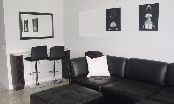 Paradise Lakes Condominio | Escapada perfecta en este complejo privado nudista!