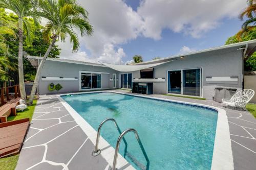 West Park Casa | Private Oasis in West Park Near the Beach!