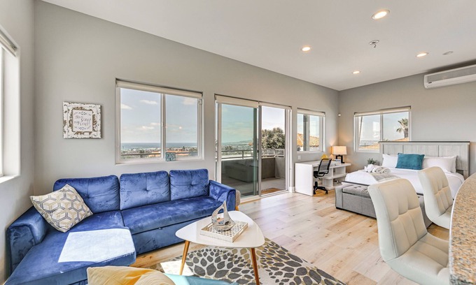 Point Loma Heights Apartamento | Private Ocean Beach Studio w/ Ocean Views!