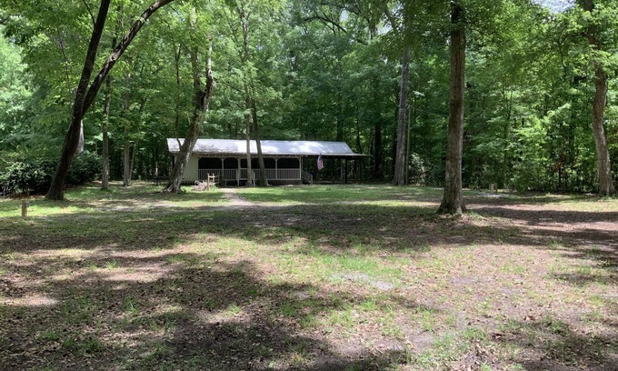 Fort White Casa | Private one acre wooded lot close to Ichetucknee Springs State Park