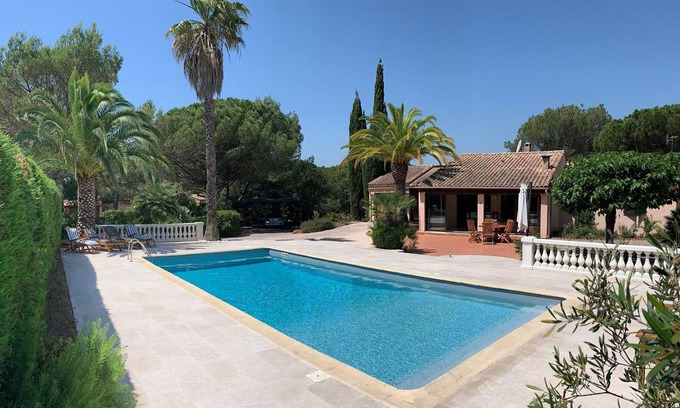 La Bouverie Casa | Casa mediterránea con piscina privada en la Riviera francesa