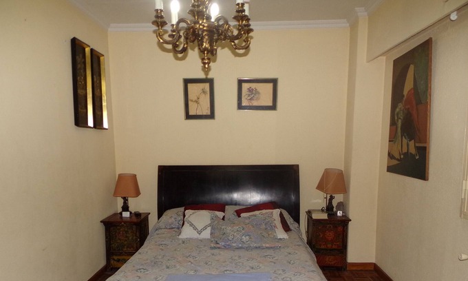 Prosperidad Condominio | Parking privado a 50 Km de Toledo, piso en buena zona de Madrid, con garaje.