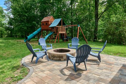 Rutherfordton Casa | Private Peaceful House near Lake Lure Chimney Rock