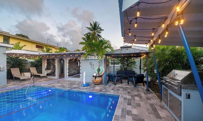 Welches Casa | Private Pool | 3 Mins to Welches Beach | BBQ