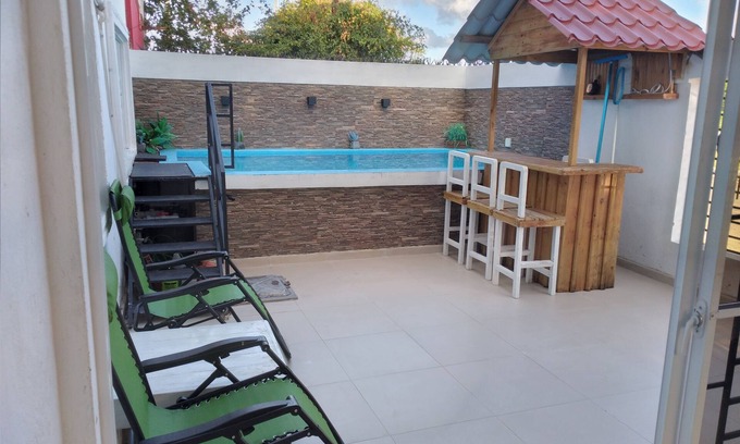 La Caleta Apartamento | Piscina privada y la playa a solo 5km