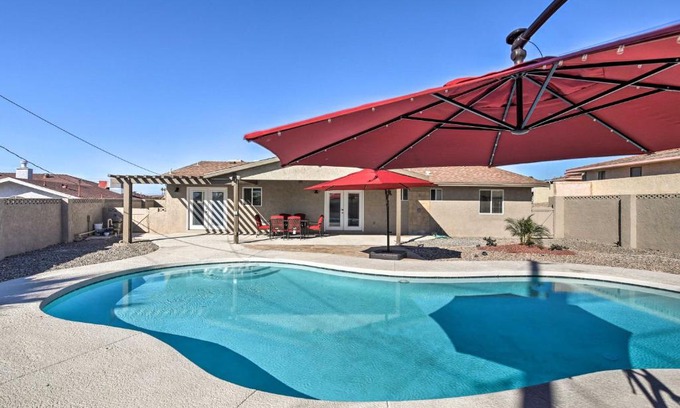 Lake Havasu City Casa | Private Pool and Patio Modern Lake Havasu Home!
