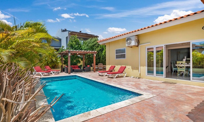 Washington Casa | Private Pool! BBQ! 5 MIN TO BEACH!