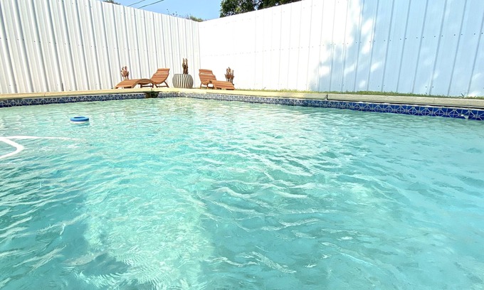 Garland Casa | Private Pool, Modern Vacation Getaway:Within 25 min of Dallas/surrounding cities