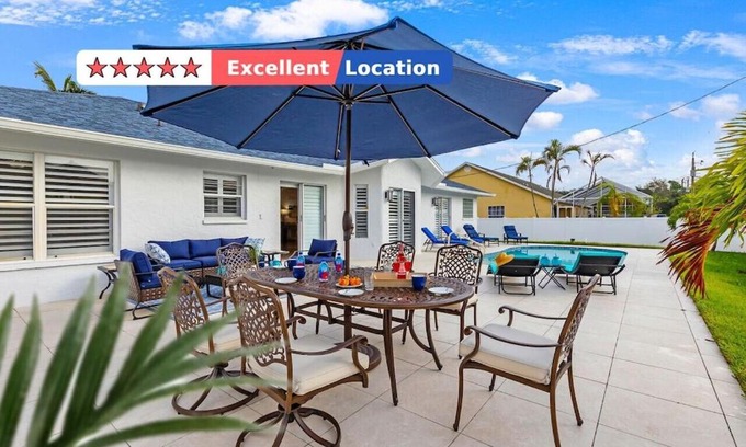 Naples Park Casa | Private Pool｜Near Beach｜Fenced Yard｜Outdoor Living