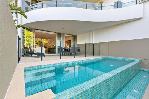 Casuarina Apartamento | Private Pool Oasis at Cotton Beach 75