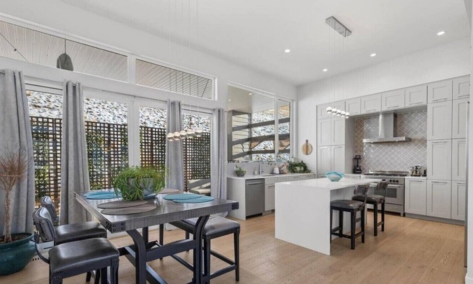 McKinley Casa | Private Pool, Walk to the Lake!