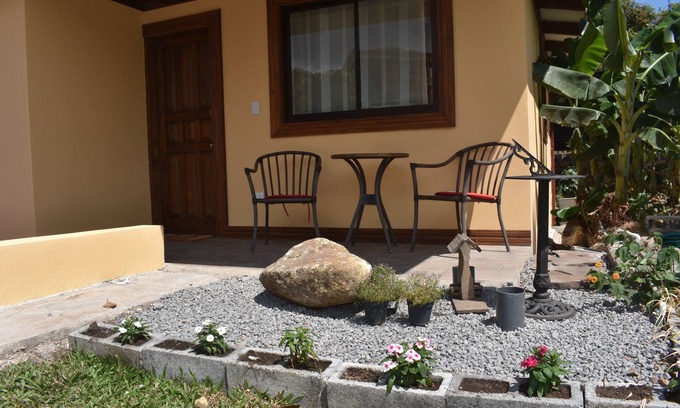 Escazú Villa | Villa privada junto a la piscina en Escazu