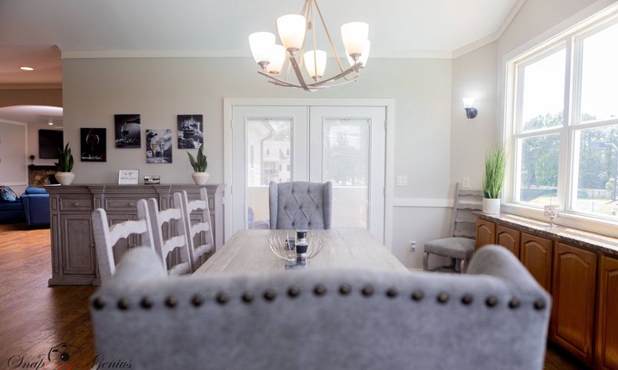 Loganville Casa | **PRIVATE PROPERTY** Olympic Pool, Tennis, B-ball, Pavilion, NEWLY RENOVATED (+)