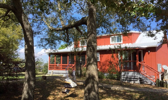 Gulf County Casa | Private, quiet retreat. Great fishing,kayaking, SUP. Pet friendly beach nearby