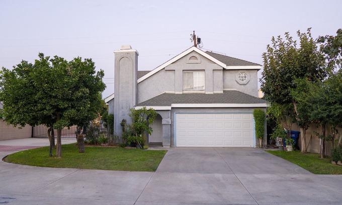El Monte Casa | Private Relaxing getaway 4 bdrm 2.5bath home great for Family Vacations