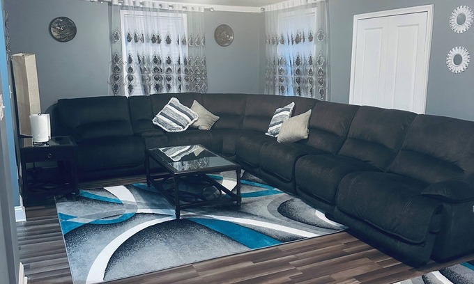 Hagerstown Casa | Private, Relaxing, quite, 3 Bedroom Unit, sleeps 6 to 8 people