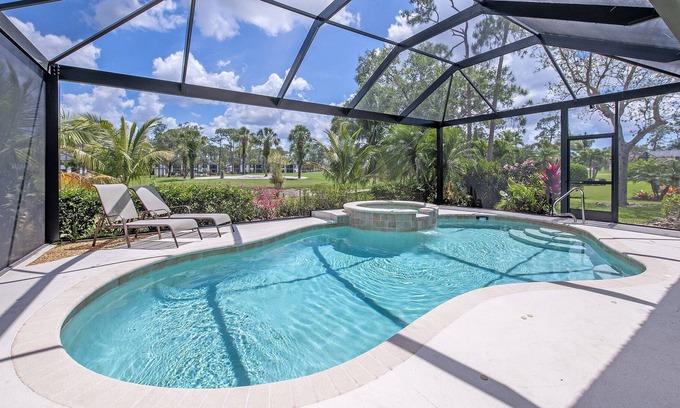 Lely Golf Estates Casa | Private Relaxing Villa | King Beds