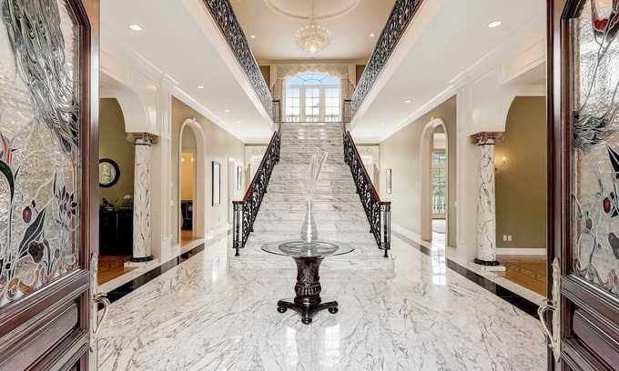 West Atherton Casa | Private RESORT in the Most Expensive City in US