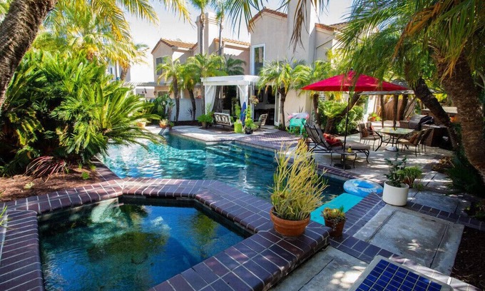 Laguna Niguel Casa | Private resort like home 2 bedrooms and 2 and a half baths.