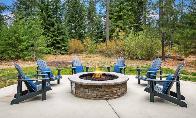 Cle Elum Casa | Private retreat in Suncadia! Game Room*Hot Tub*Fire Pit