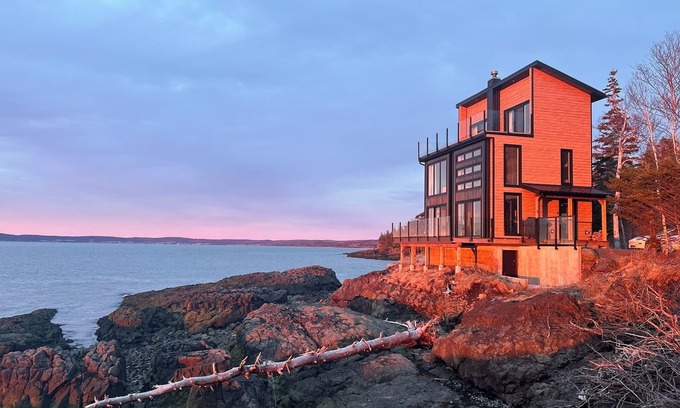 Kings County Casa | Private Retreat on the world famous Bay of Fundy, Nova Scotia
