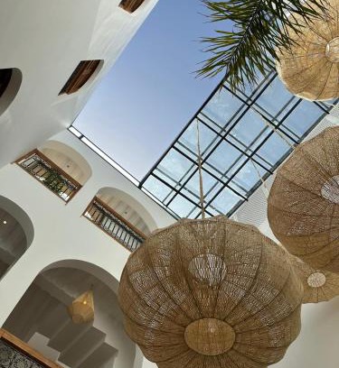 Riad Zitoun Jdid Casa | Private Riad Loulou Zitoun - rooftops - 2 pools - 4 rooms