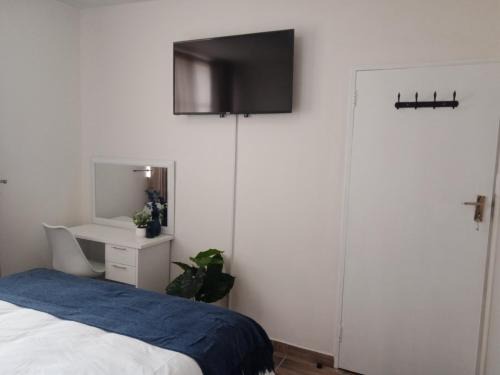 Pretoria Casa | Private Room Chez Khanyi Homestays