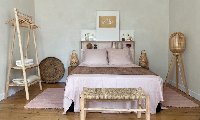 Pont-Croix Cama Y Desayuno | Private room in a family home - Pont-Croix, historic town center- South Finistère