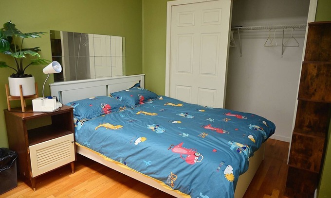 Bay Ridge Apartamento | Private room in Brooklyn,1 minute to subway close to everything.