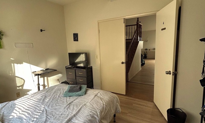 Moreno Valley Casa | Private Room in Comfortable Home for Students or Young Professionals