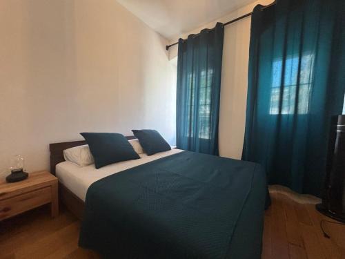 Vevey Apartamento | Private Room in Central Vevey Shared Kitchen & Bathroom