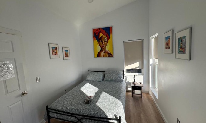 Highland Park Casa | Private room in west Seattle Cartagena inspired