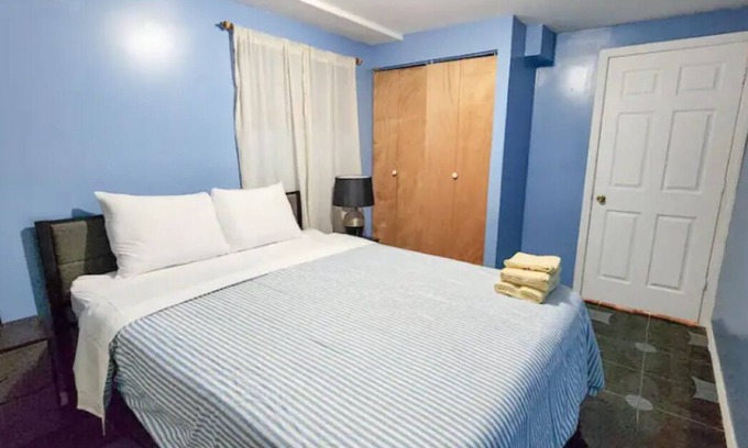 Queens Apartamento | Private ROOM Oasis by the beach