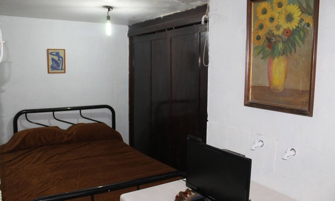 Barrio Lindavista Cama Y Desayuno | Habitación privada con Netflix en Lindavista.